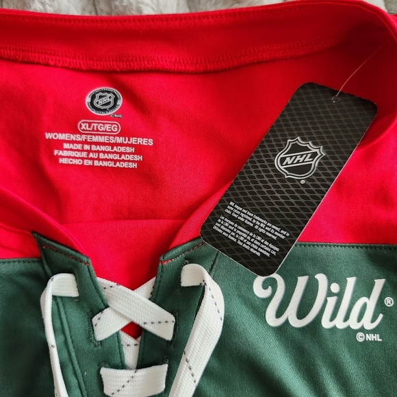 NHL Minnesota Wild Red and Green Lace-Up Jersey Womens Size XL - Picture 7 of 8